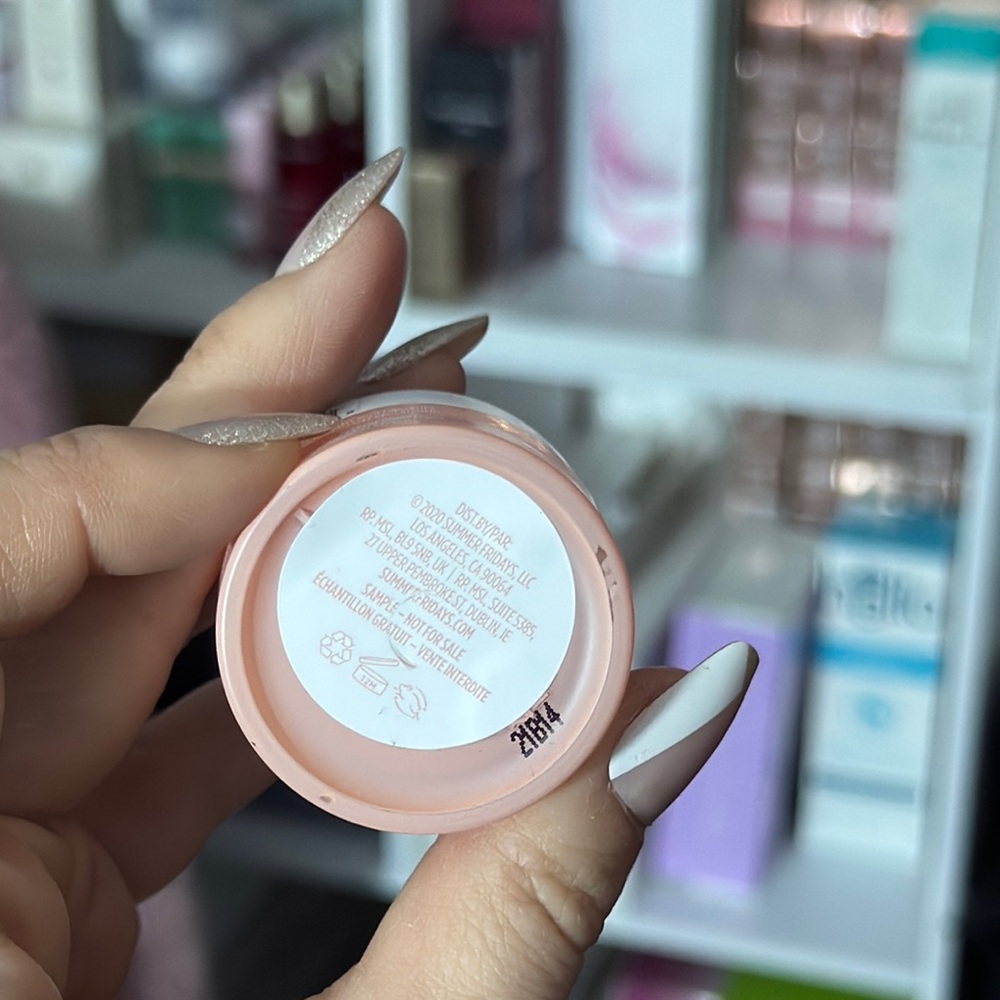 Summer Fridays Cloud Dew Oil-Free Gel Cream - Picture 3 of 5